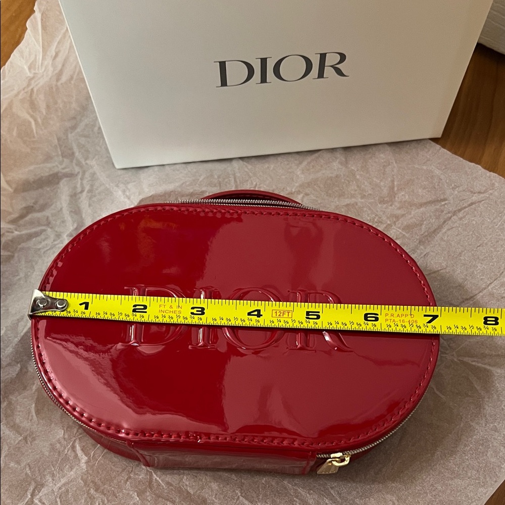 Dior Cosmetic Case / accessory holder - Picture 8 of 11